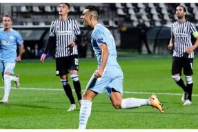 mk棋牌官网 -转折点埃因霍温单刀错失，中超今夜攻防权衡，悬念犹存，数据趋势出现新变化 