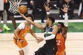 mk棋牌 -包含欧超杯赛程吃紧；密尔沃基雄鹿今晚篮板制胜；管理层满意；临场指挥获称赞的词条